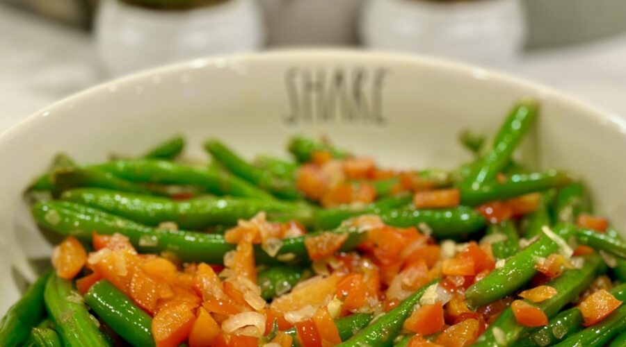 Green Beans with Red Peppers and Shallots